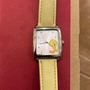 Tweety Bird Collectors Watch.